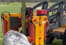 Bomen op hole 8 verplaatst.