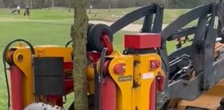 Bomen op hole 8 verplaatst.