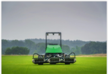 Test met autonome fairwaymaaier